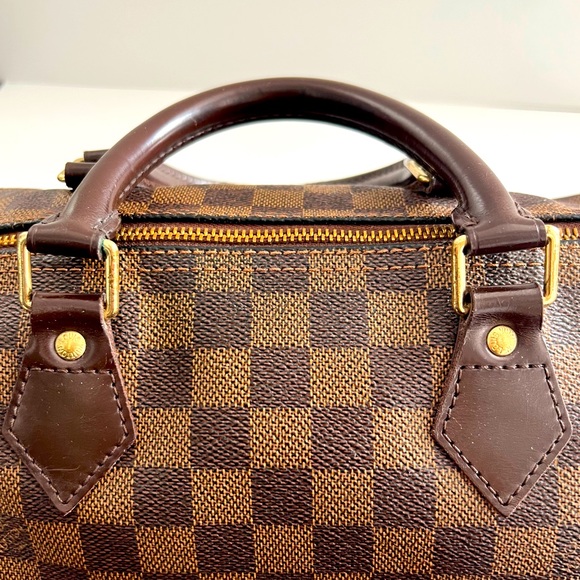 Authentic Louis Vuitton Speedy 30 - Picture 5 of 11